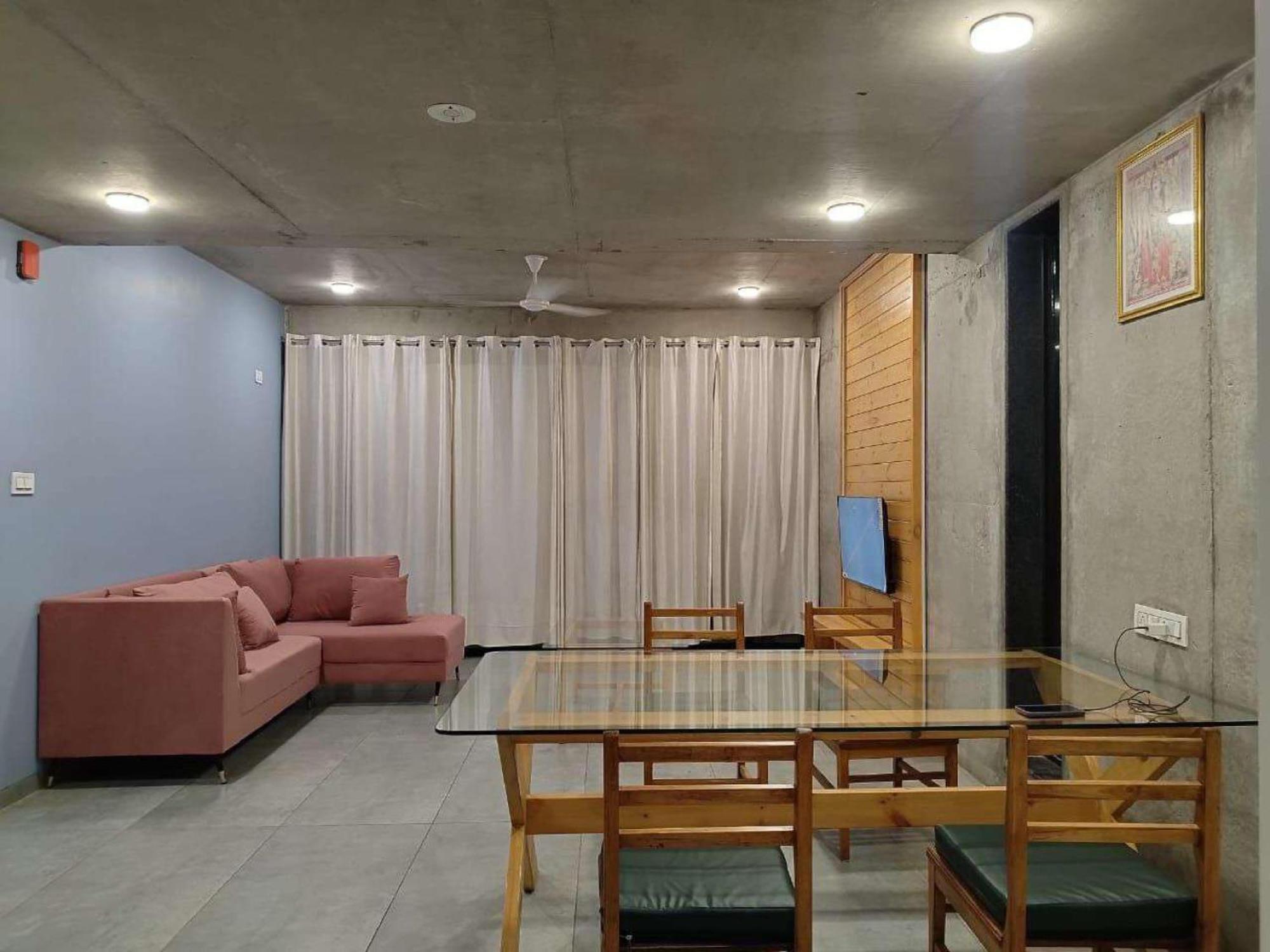 Rising Dust Villa 로나발라 외부 사진